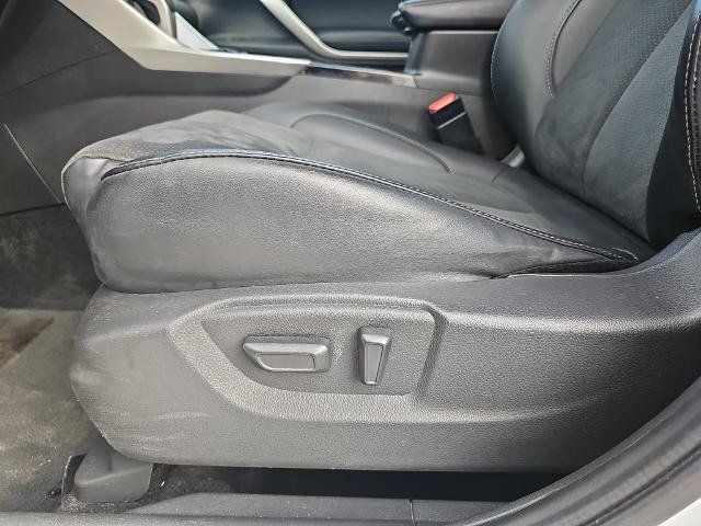 Used 2025 Mitsubishi Eclipse Cross AWD image 28