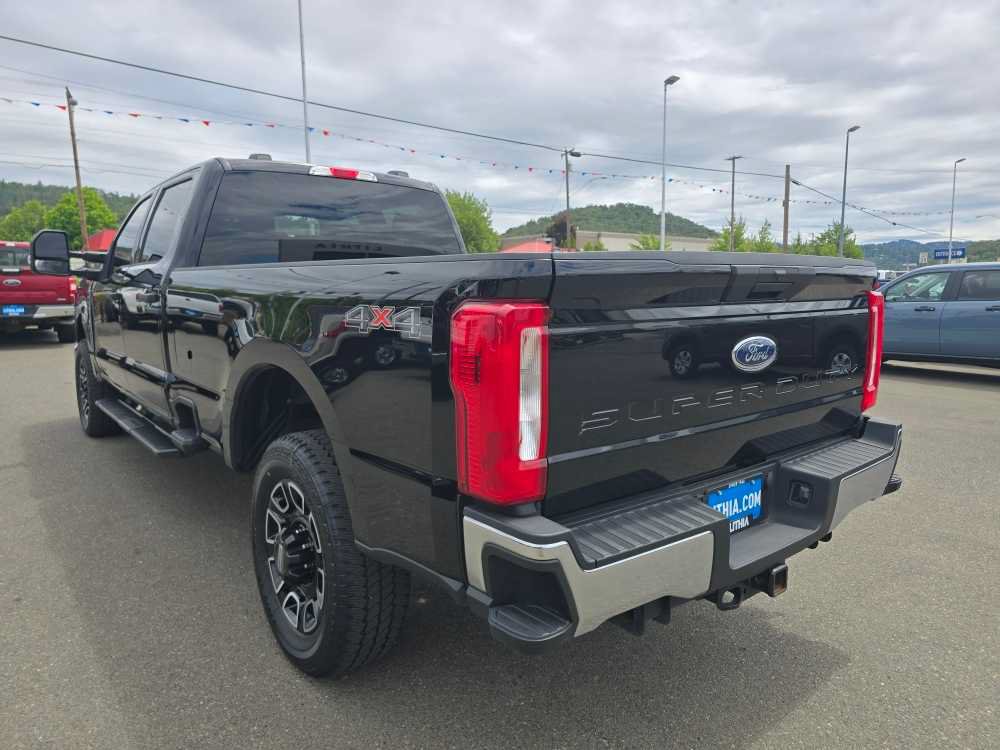 Certified 2025 Ford F350 XLT AWD/4WD image 3