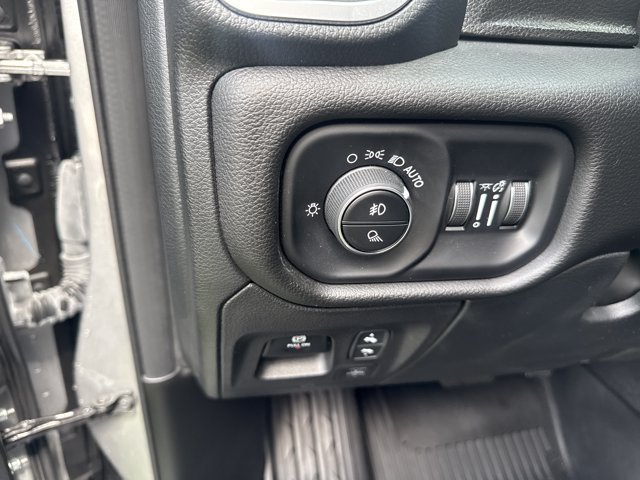 Used 2025 RAM 1500 Big Horn AWD/4WD image 15