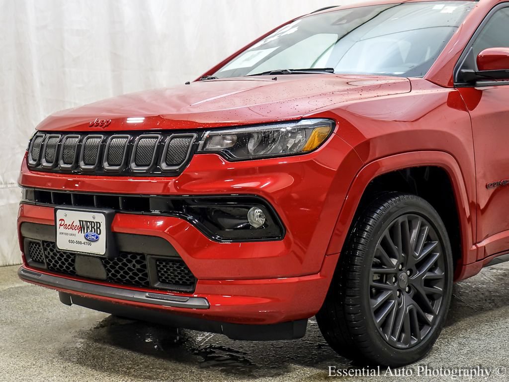 Used 2022 Jeep Compass Limited AWD/4WD image 3