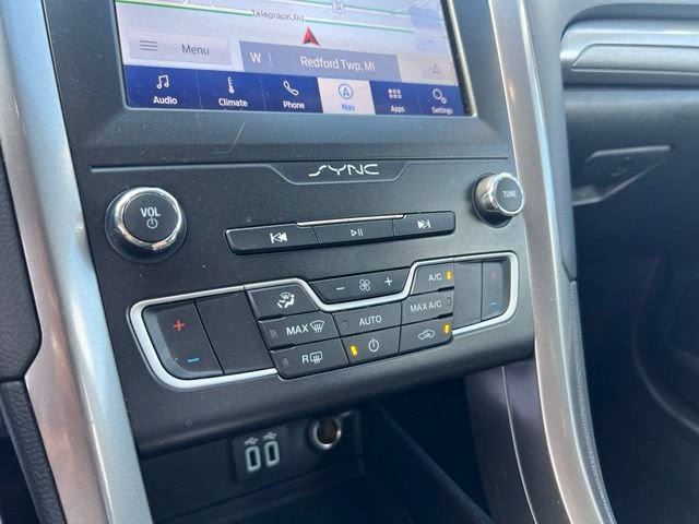 Certified 2019 Ford Fusion SE FWD image 15