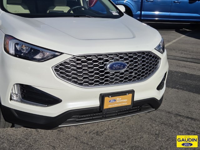 Certified 2023 Ford Edge SEL w/ Convenience Package AWD/4WD image 2