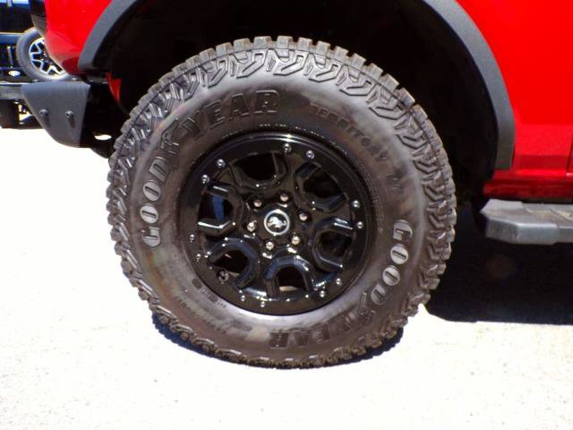 Certified 2024 Ford Bronco Wildtrak AWD/4WD image 5