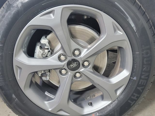 Certified 2024 Ford Escape ST-Line w/ Tech Pack #1 AWD/4WD image 10