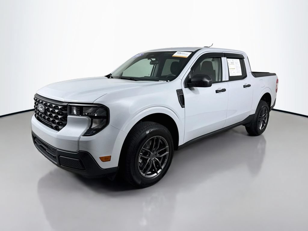 Certified 2025 Ford Maverick XL FWD image 3