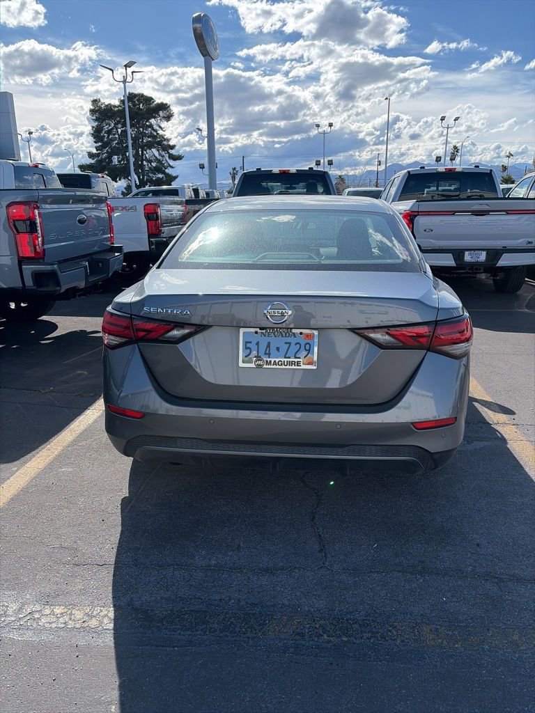 Used 2021 Nissan Sentra S image 2