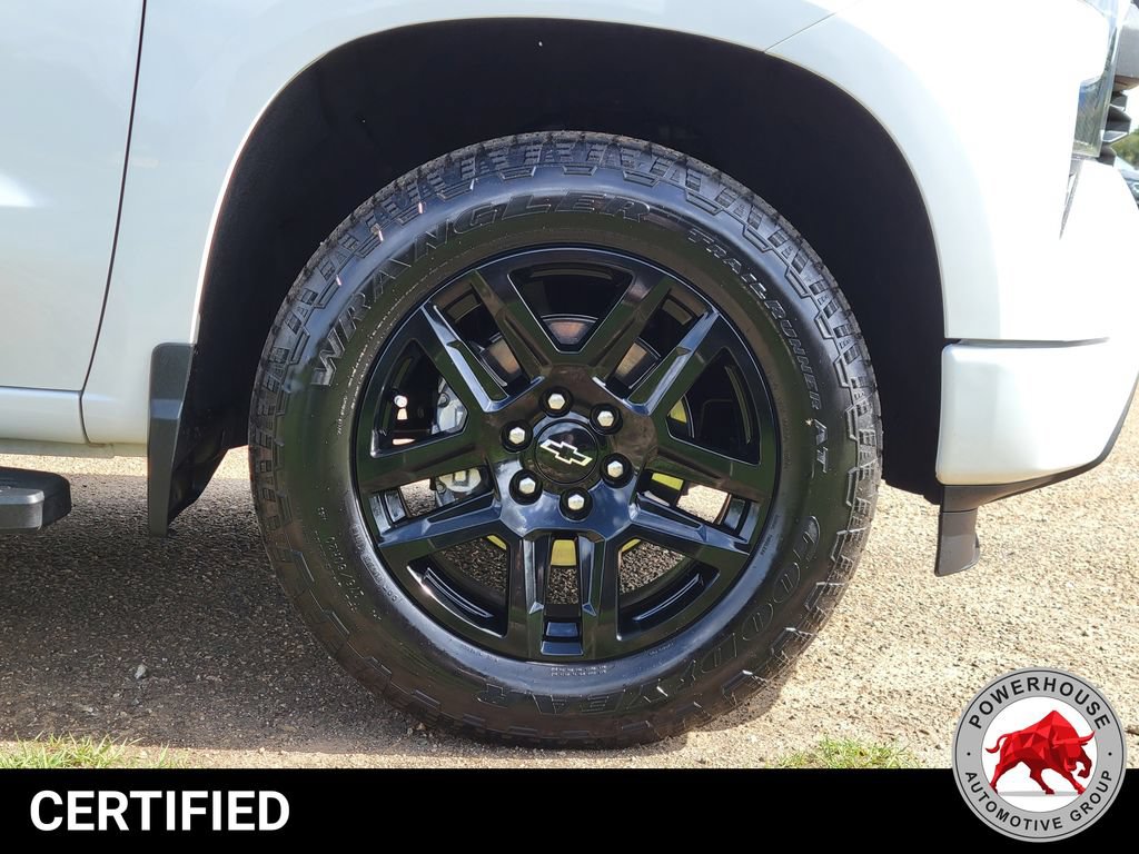 Used 2024 Chevrolet Silverado 1500 Custom AWD/4WD image 12