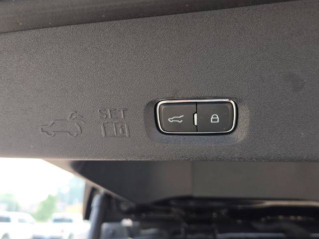 Certified 2025 Ford Expedition Platinum AWD/4WD image 19