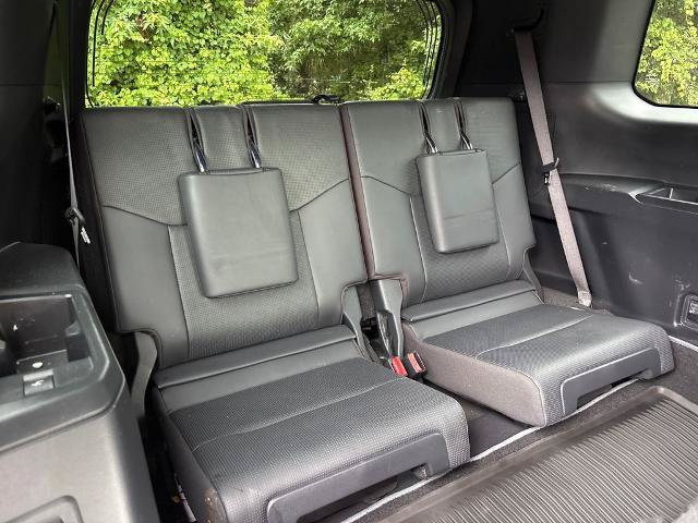 Used 2024 Lexus GX 550 w/ Accessory Package (Z1) AWD/4WD image 32