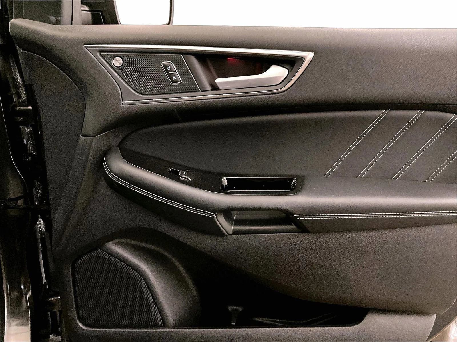 Certified 2019 Ford Edge ST w/ Equipment Group 401A AWD/4WD image 23