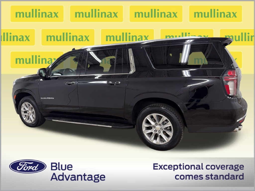 Used 2024 Chevrolet Suburban Premier RWD image 11