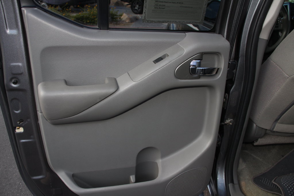 Used 2018 Nissan Frontier SV w/ Value Truck Package RWD image 20