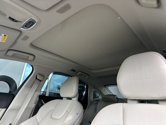 Used 2018 Volvo S90 T6 Inscription w/ Convenience Package AWD/4WD image 22