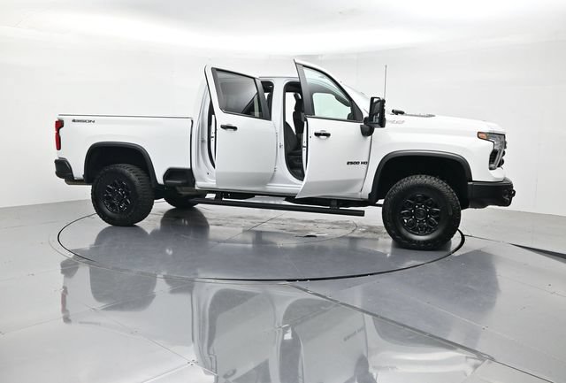 Used 2025 Chevrolet Silverado 2500 ZR2 w/ ZR2 Bison Edition AWD/4WD image 53