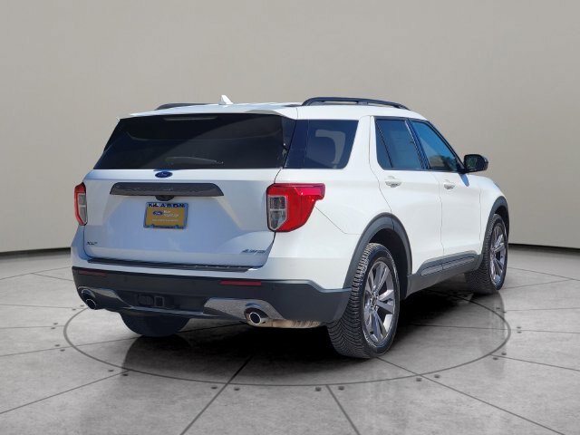 Certified 2022 Ford Explorer XLT w/ Equipment Group 202A AWD/4WD image 12