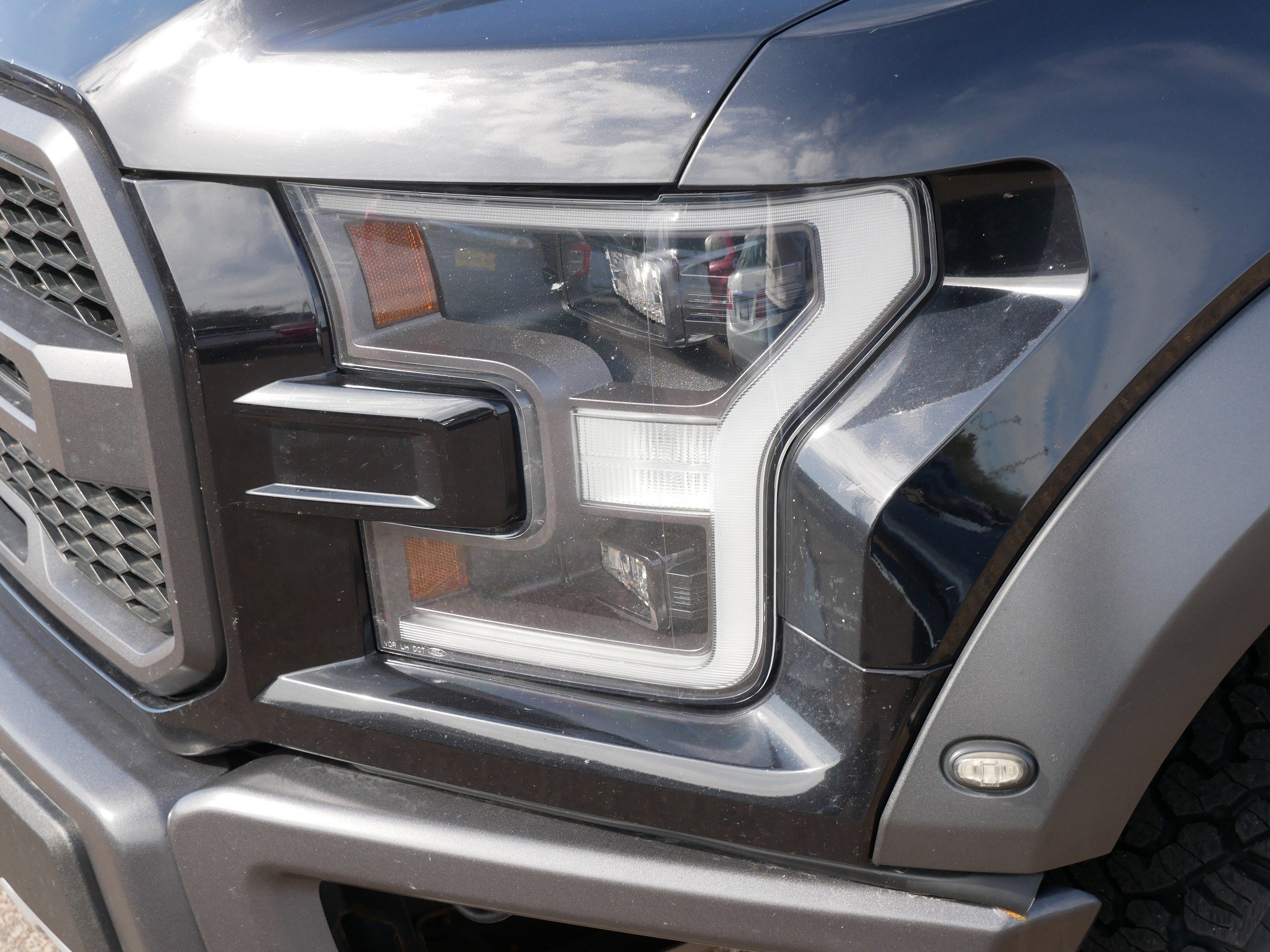 Certified 2020 Ford F150 Raptor w/ Equipment Group 802A Luxury AWD/4WD image 16