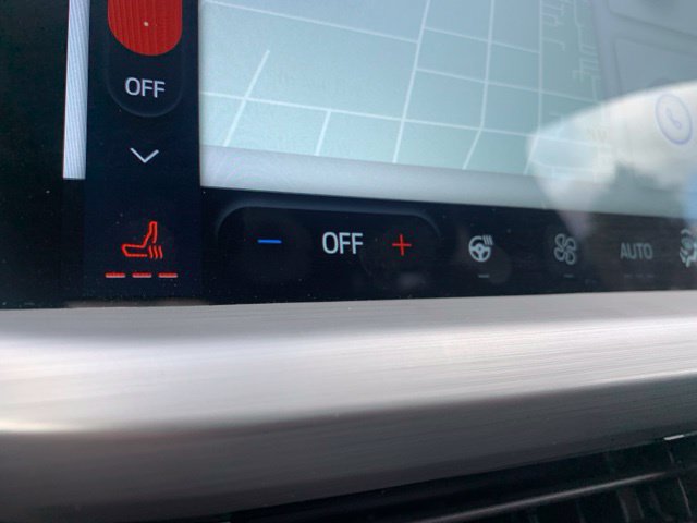Certified 2025 Ford Escape Platinum AWD/4WD image 22
