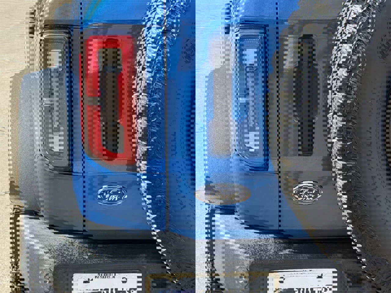 Certified 2022 Ford Bronco Wildtrak image 8