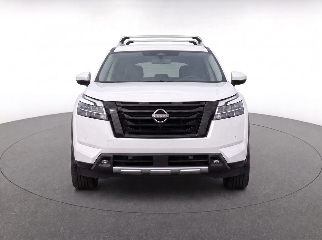 Used 2023 Nissan Pathfinder SL w/ Lighting Package (N92) FWD image 7