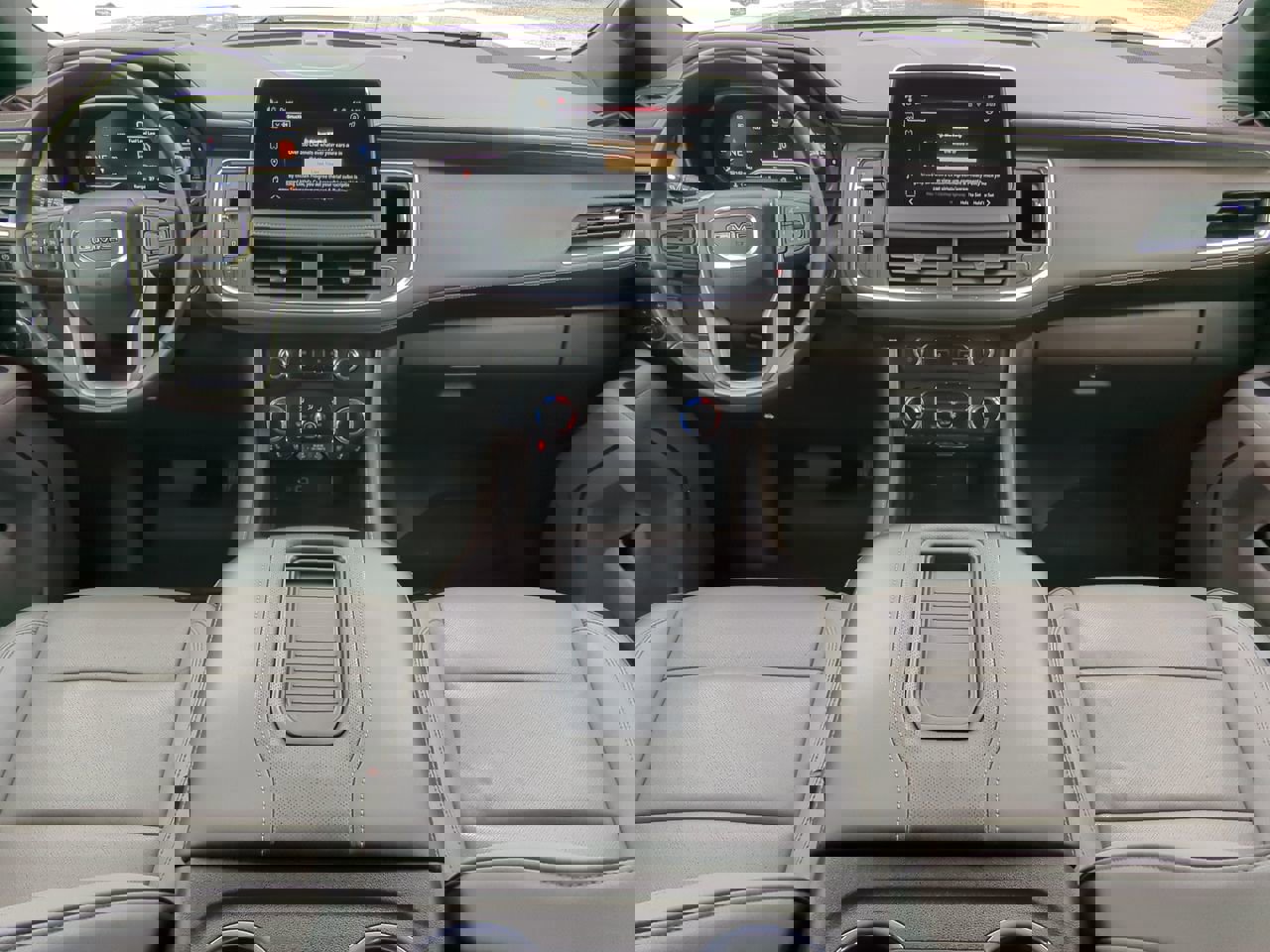Used 2023 GMC Yukon SLT image 13