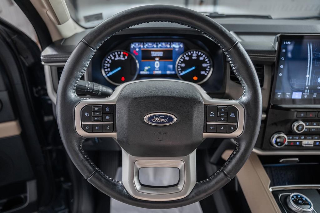 Certified 2023 Ford Expedition Max XLT image 36
