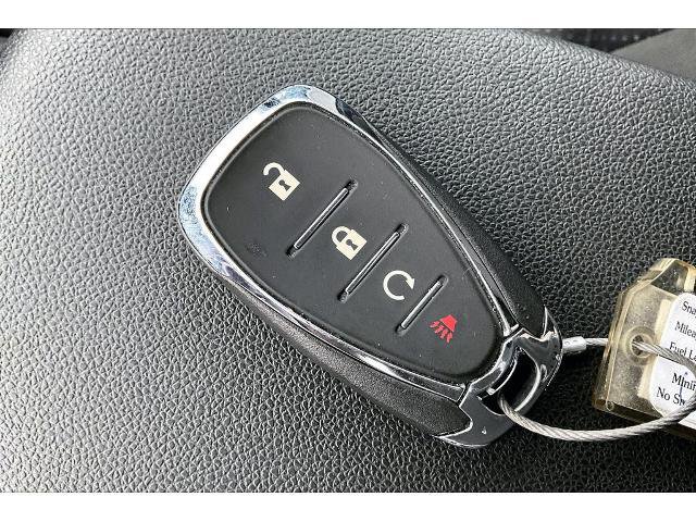 Used 2025 Chevrolet Trax LT image 27