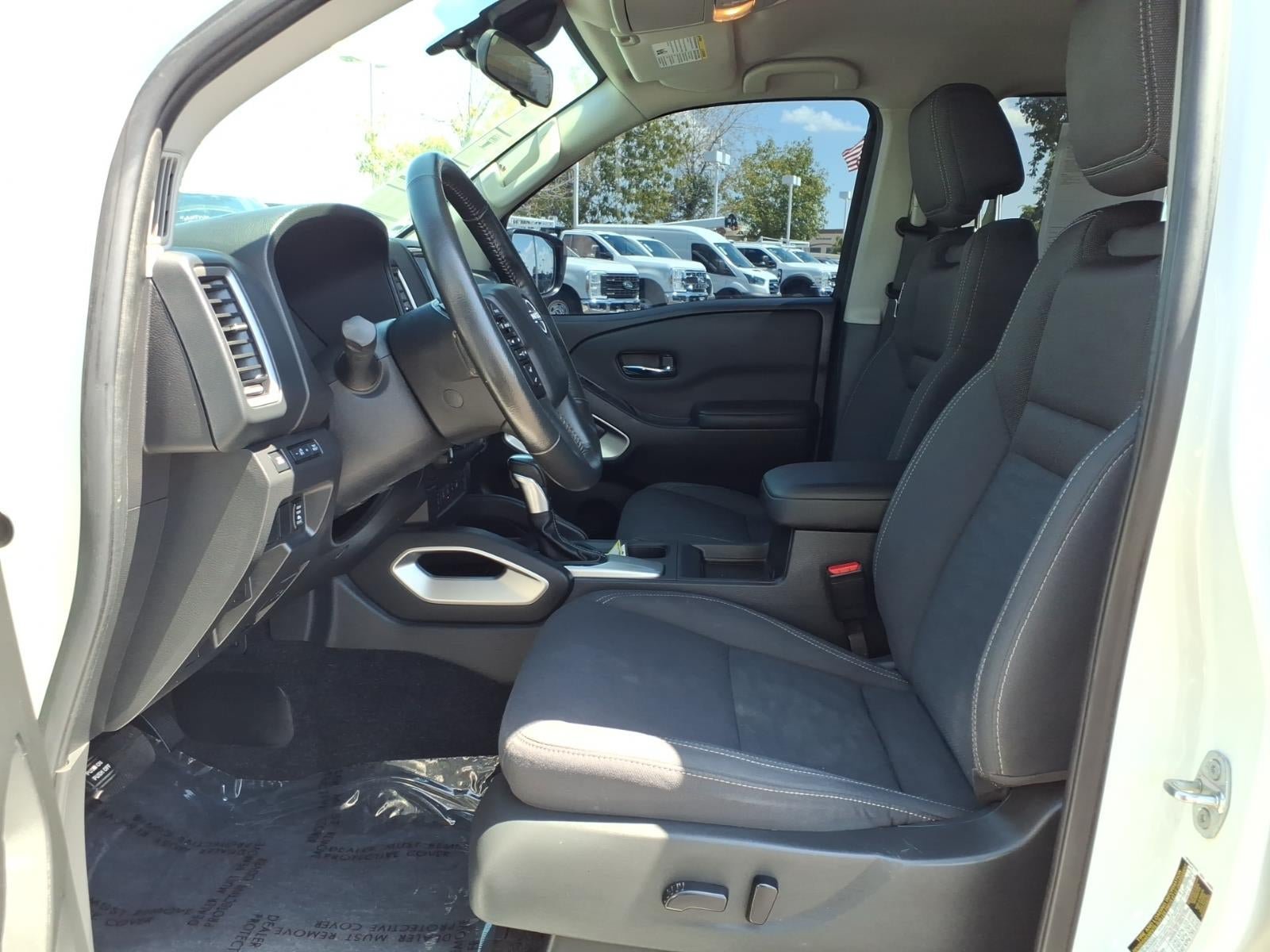 Used 2024 Nissan Frontier SV w/ SV Convenience Package RWD image 22