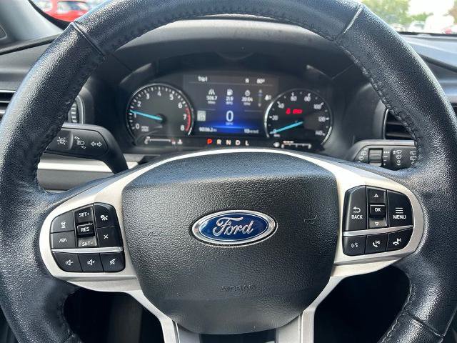 Certified 2022 Ford Explorer XLT w/ Equipment Group 202A AWD/4WD image 16