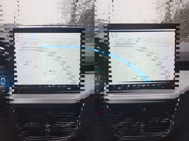 Certified 2024 Ford Escape Platinum image 17