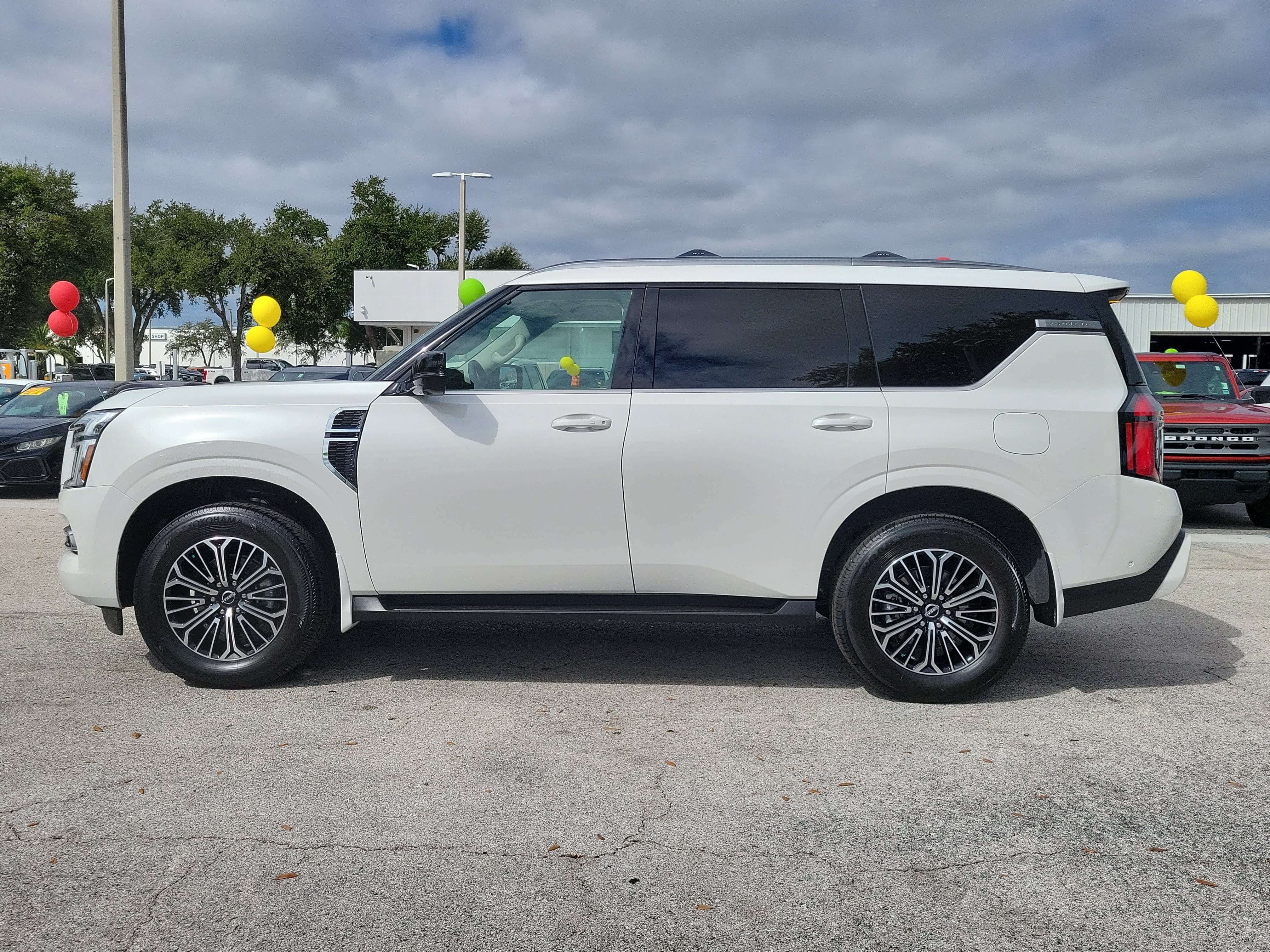 Used 2026 Nissan Armada Platinum w/ Convenience Package RWD image 6