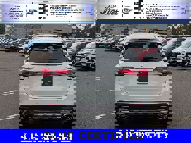 Used 2023 Mercedes-Benz GLC 300 4MATIC image 4