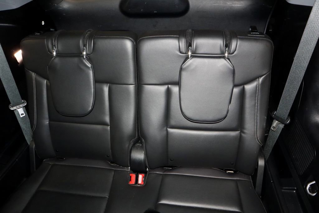 Certified 2023 Ford Explorer XLT w/ Equipment Group 202A image 25