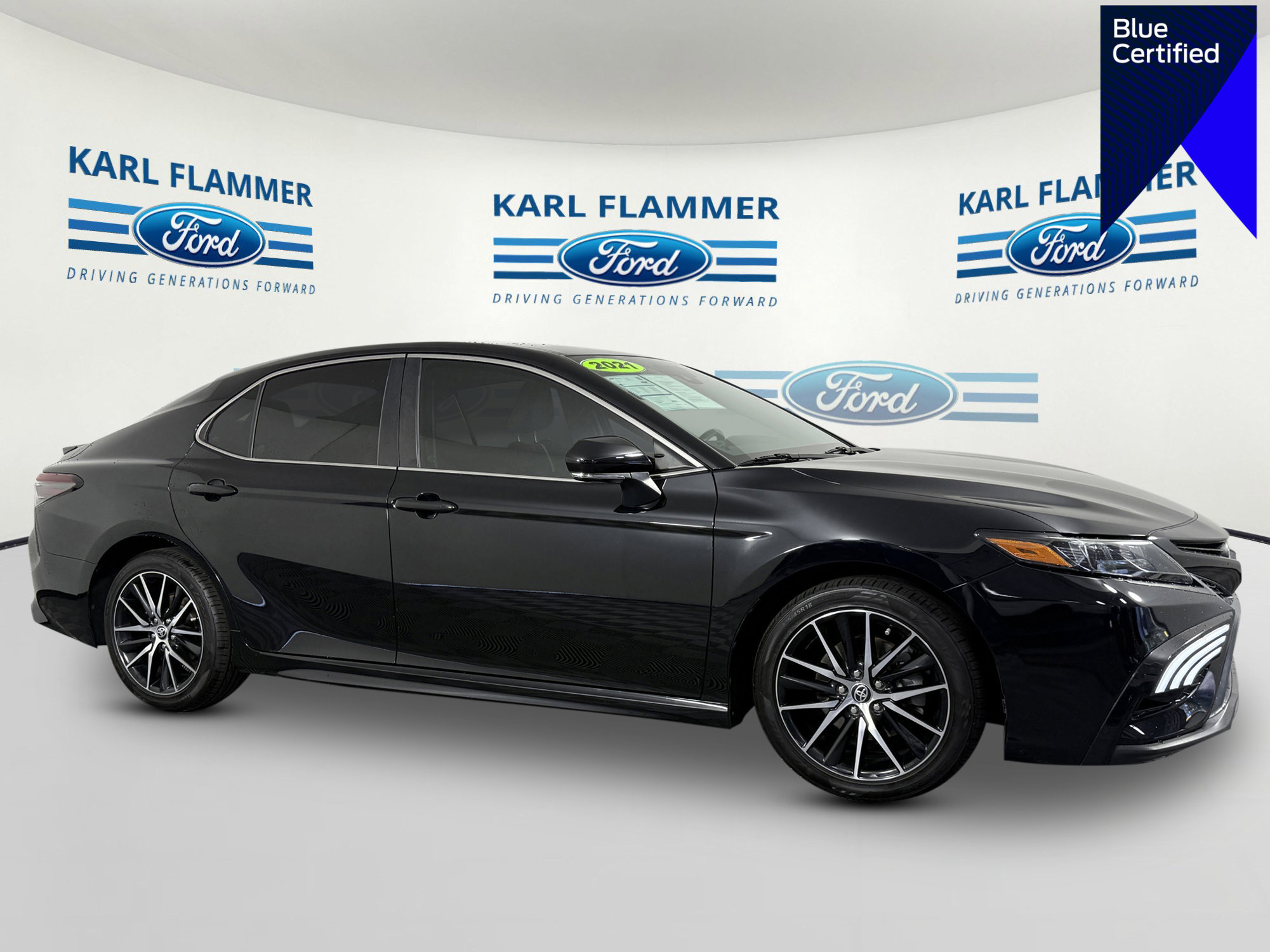 Used 2021 Toyota Camry SE w/ Convenience Package