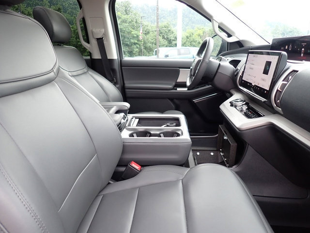 Certified 2026 Ford Expedition Max Active AWD/4WD image 11