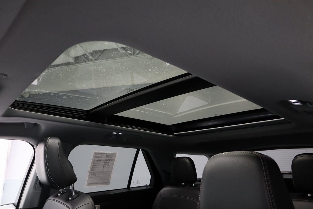 Certified 2023 Ford Explorer XLT w/ Equipment Group 202A image 37