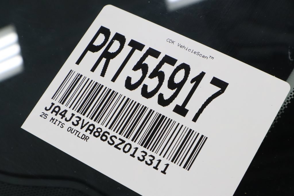Used 2025 Mitsubishi Outlander SE FWD image 36
