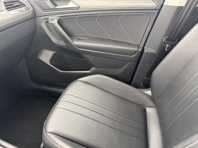 Used 2024 Volkswagen Tiguan SE FWD image 20