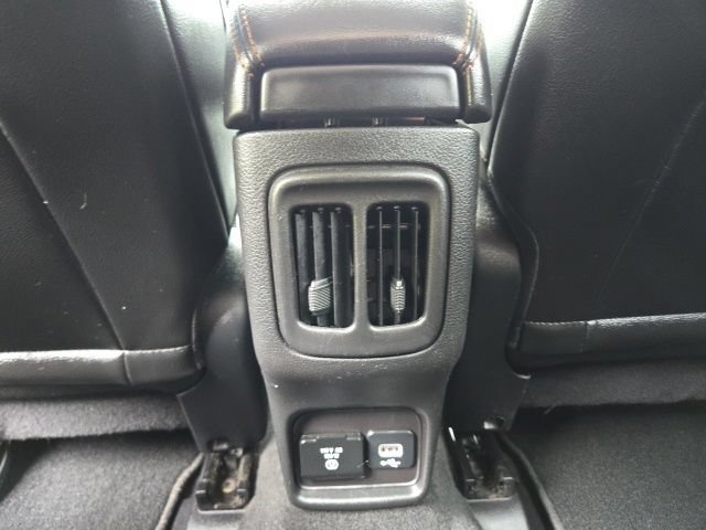 Used 2018 Jeep Compass Limited w/ Navigation Group AWD/4WD image 45