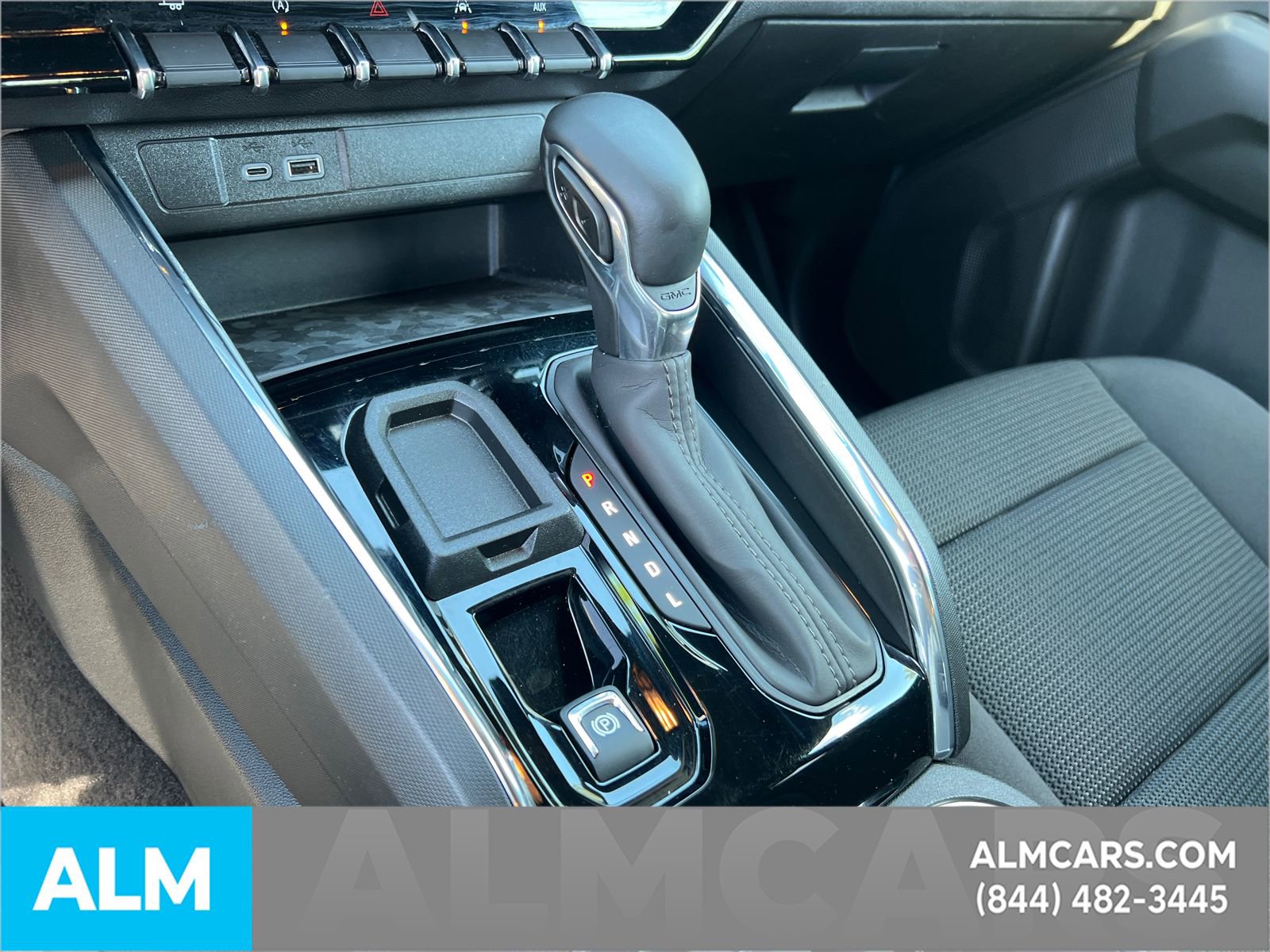 Used 2025 GMC Canyon Elevation RWD image 38