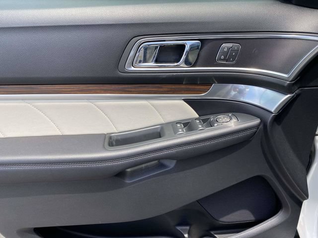 Certified 2019 Ford Explorer Limited w/ Limited Luxury Package AWD/4WD image 26