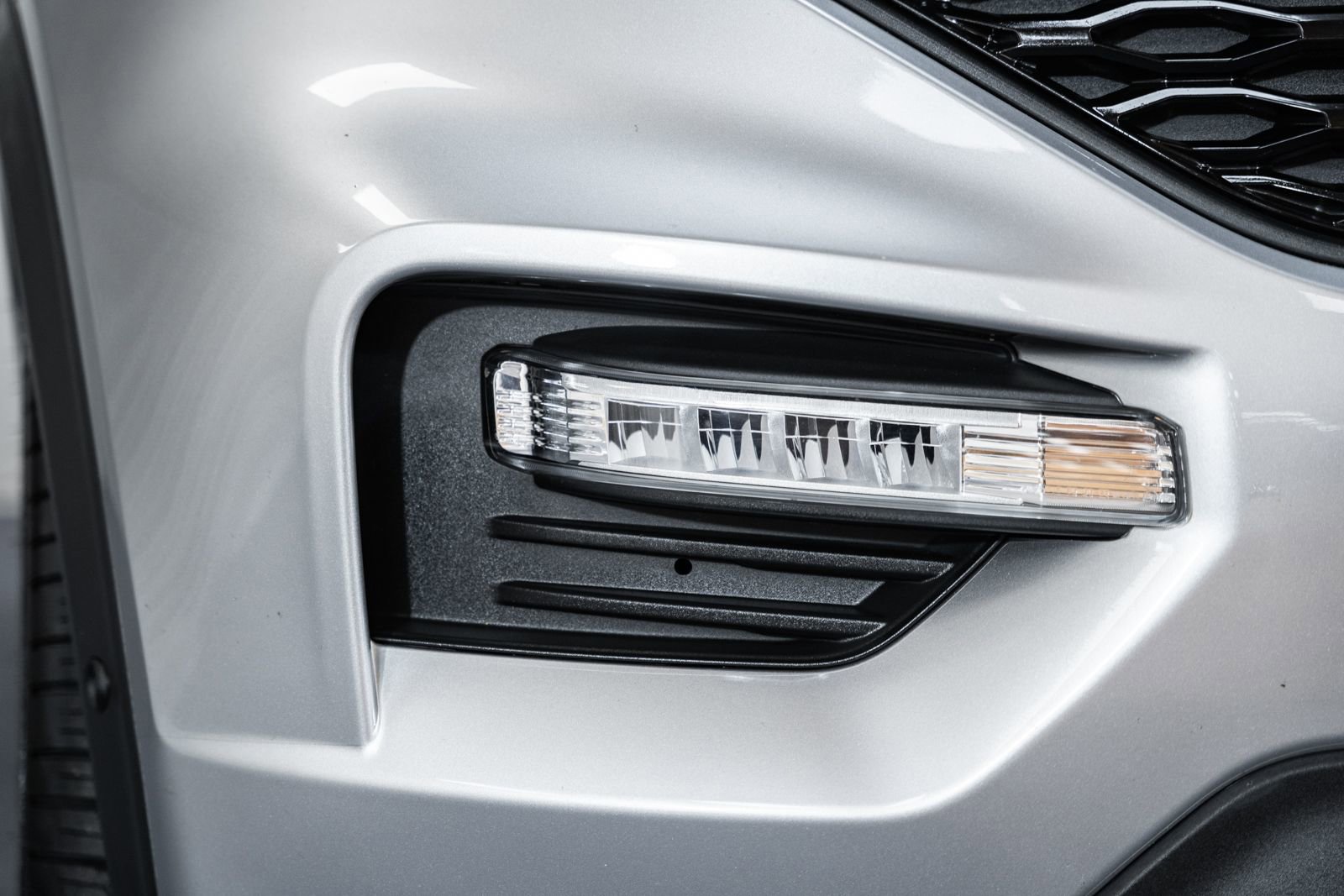 Certified 2020 Ford Explorer ST w/ ST Street Pack image 11