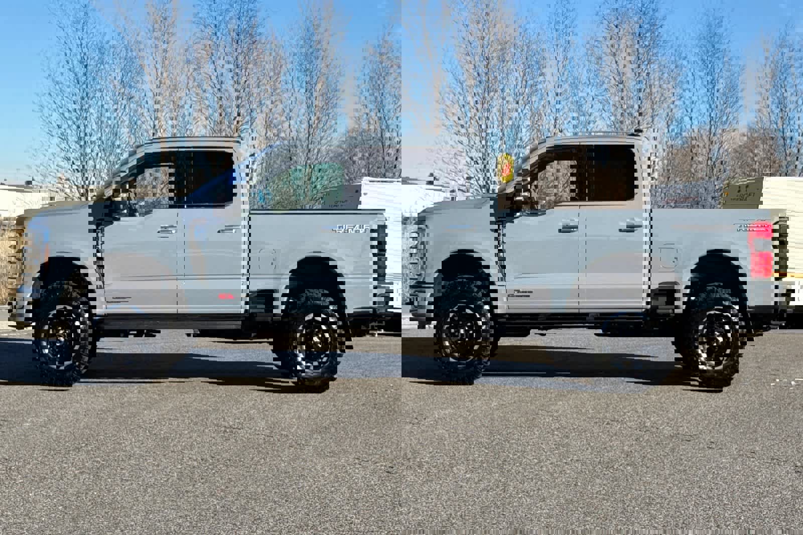 Certified 2026 Ford F350 Platinum w/ Platinum Plus Package image 2