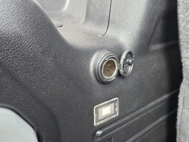 Used 2023 Jeep Wrangler Sport S image 26