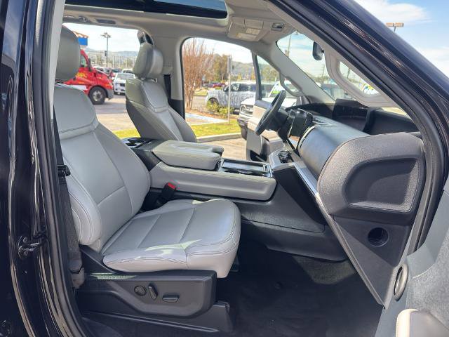 Certified 2025 Ford Expedition Max Active AWD/4WD image 33