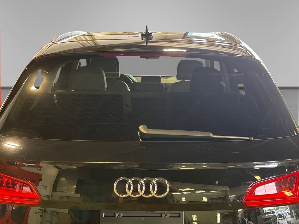 Used 2018 Audi Q5 2.0T Premium AWD/4WD image 17
