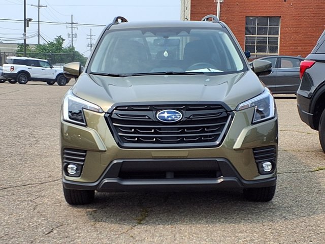 Used 2024 Subaru Forester Limited AWD/4WD image 26