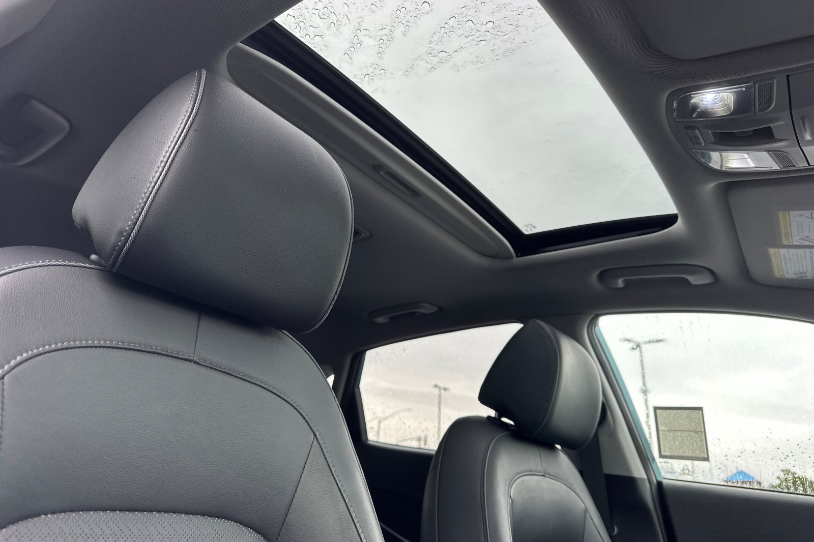 Used 2019 Hyundai Kona Ultimate FWD image 19