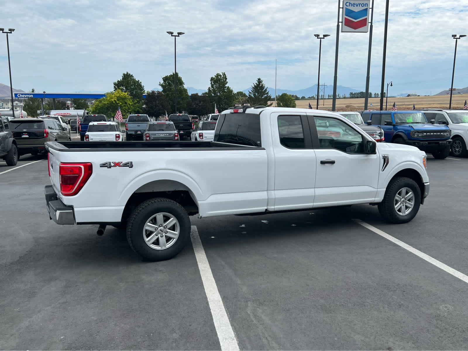 Certified 2022 Ford F150 XLT w/ Trailer Tow Package AWD/4WD image 7