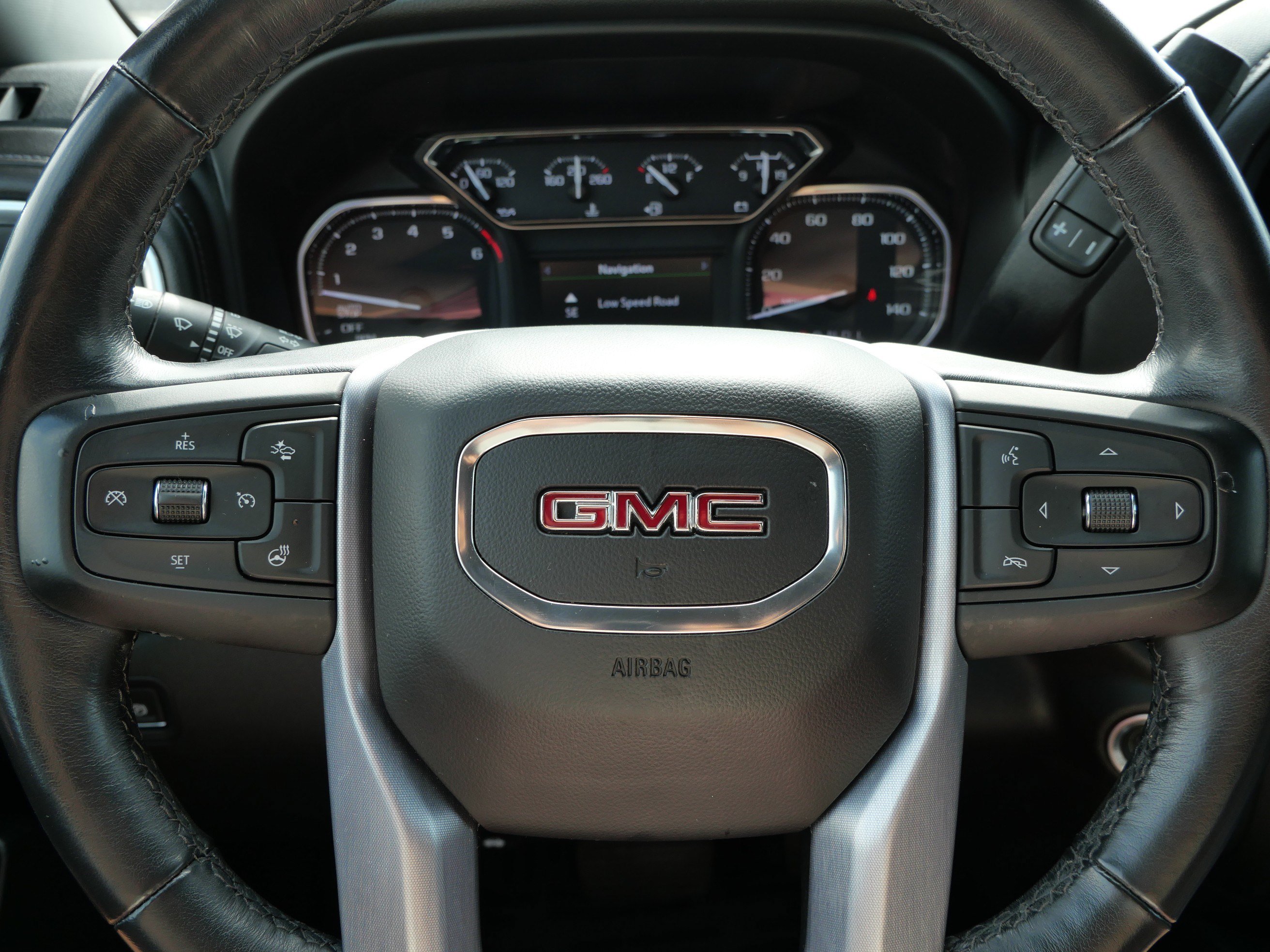 Used 2020 GMC Sierra 1500 SLT w/ SLT Premium Plus Package AWD/4WD image 25
