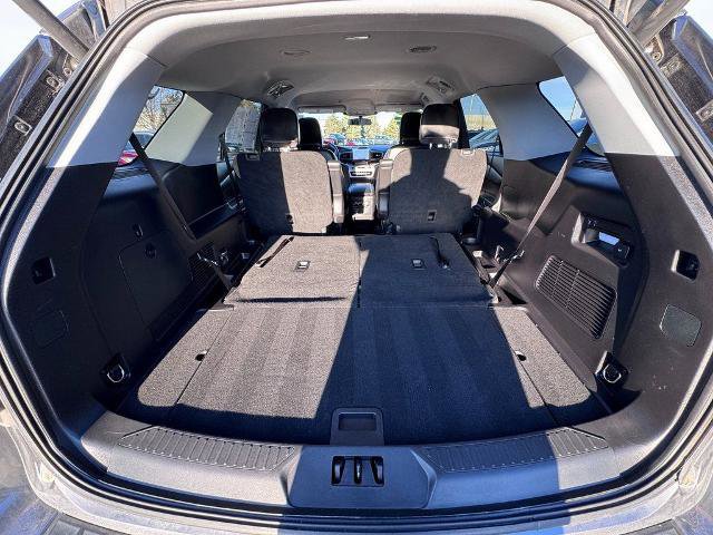 Certified 2021 Ford Explorer XLT w/ Equipment Group 202A image 15